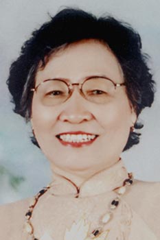 Phỏng vấn nhà thơ Võ Thị Tân Việt - những giai thoại về người cha thân yêu của bà: Tiến sĩ Võ Khắc Triển